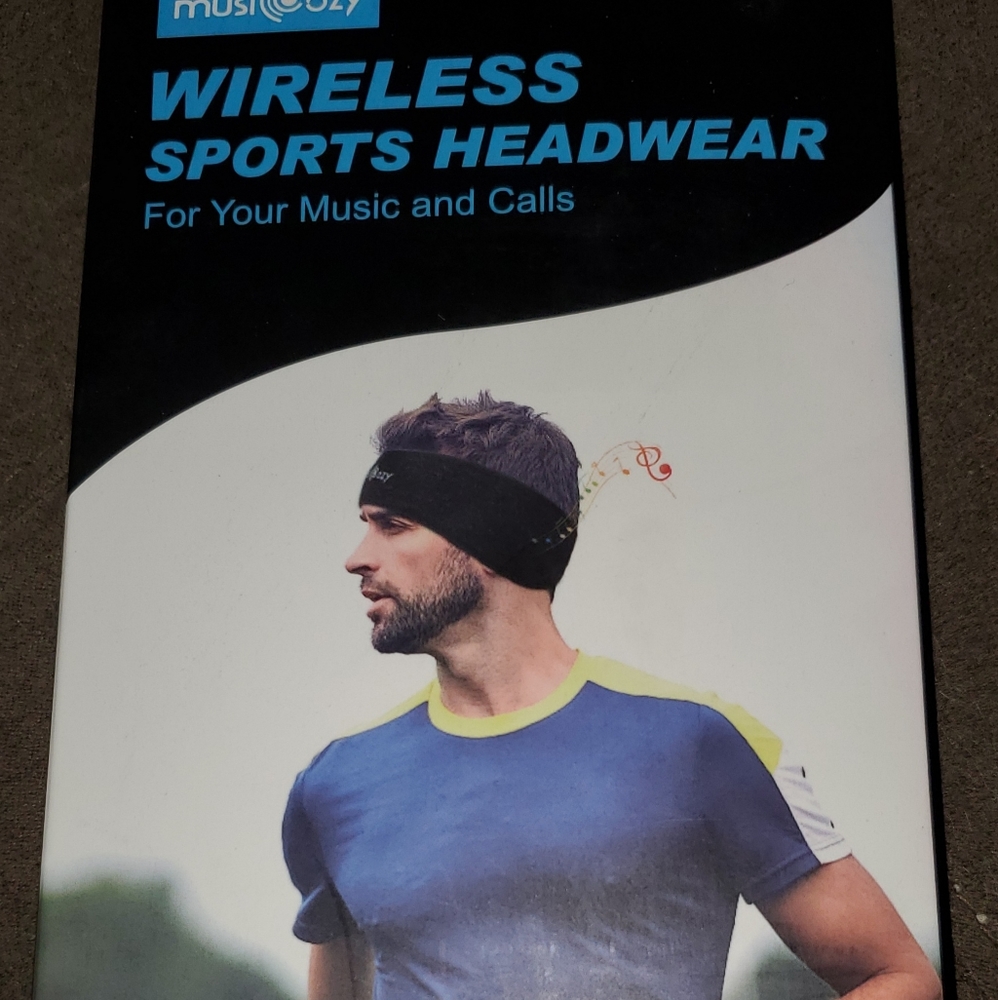 LAST ONE! NIB Unisex Wireless Headphones Headwear